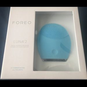 Foreo Luna 2 for combination skin